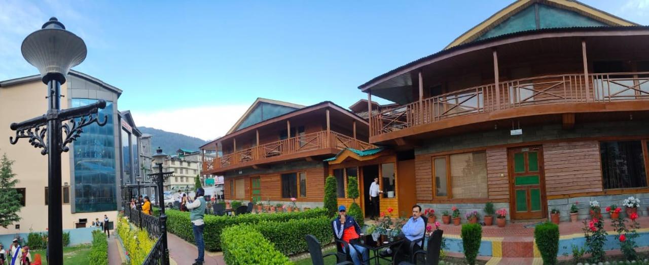Himalayan Nomad Cottage, Manali ! All 2 Bedroom Independent Cottages ! Personal Lawn Every Cottage ! Parking ! Scenic Mountains View ! Spacious Rooms ! Exterior foto