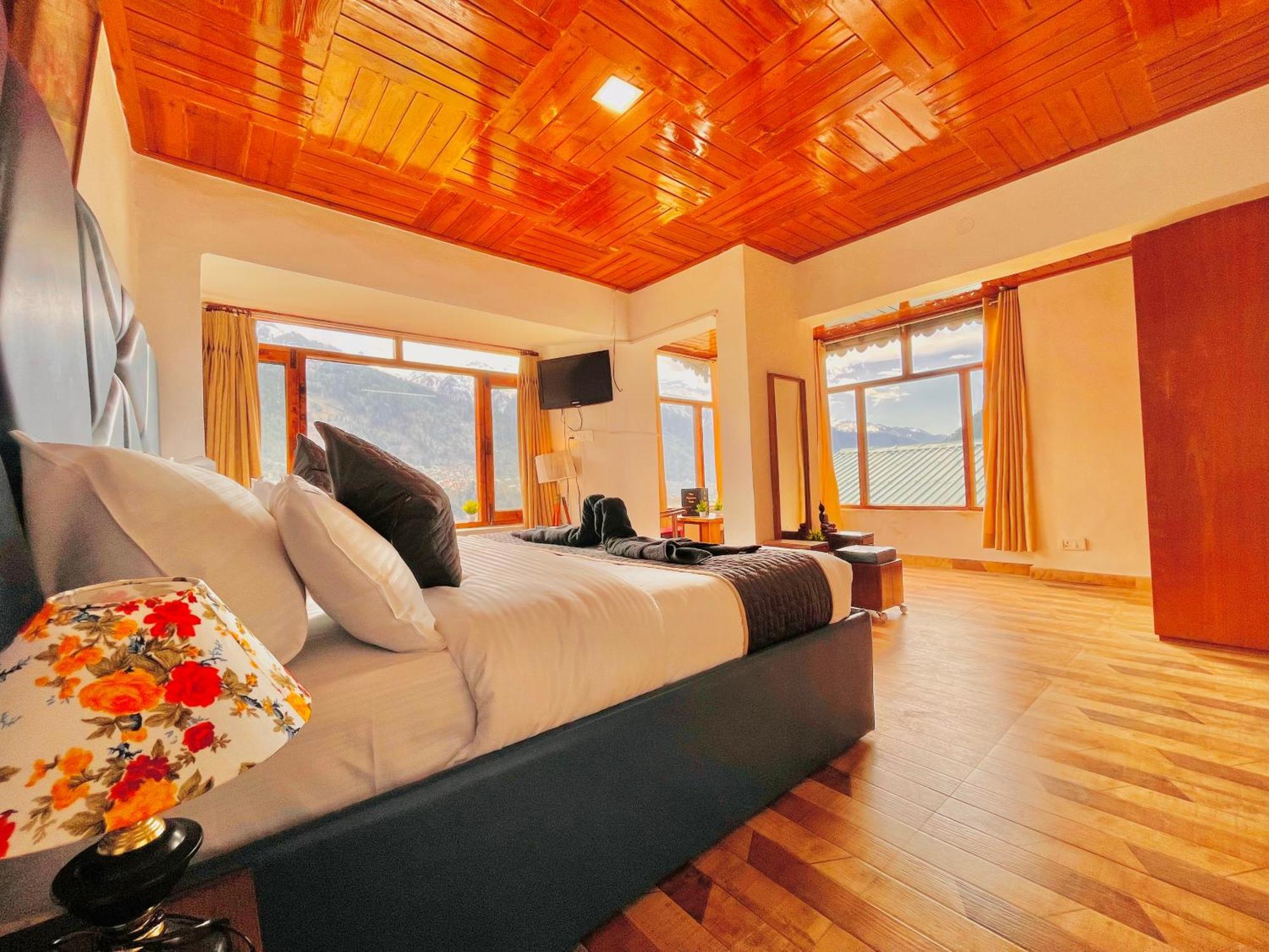 Himalayan Nomad Cottage, Manali ! All 2 Bedroom Independent Cottages ! Personal Lawn Every Cottage ! Parking ! Scenic Mountains View ! Spacious Rooms ! Exterior foto
