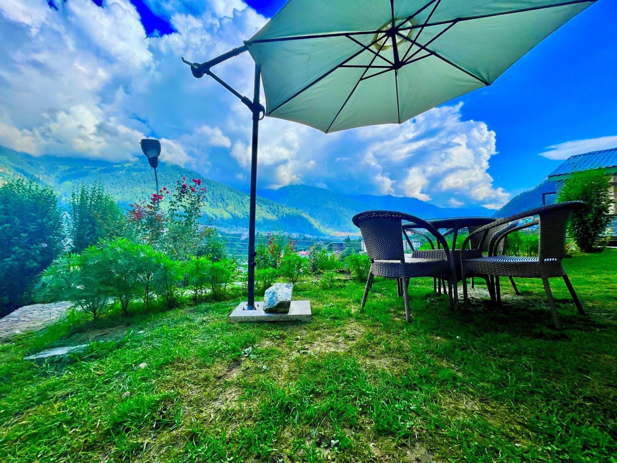 Himalayan Nomad Cottage, Manali ! All 2 Bedroom Independent Cottages ! Personal Lawn Every Cottage ! Parking ! Scenic Mountains View ! Spacious Rooms ! Exterior foto