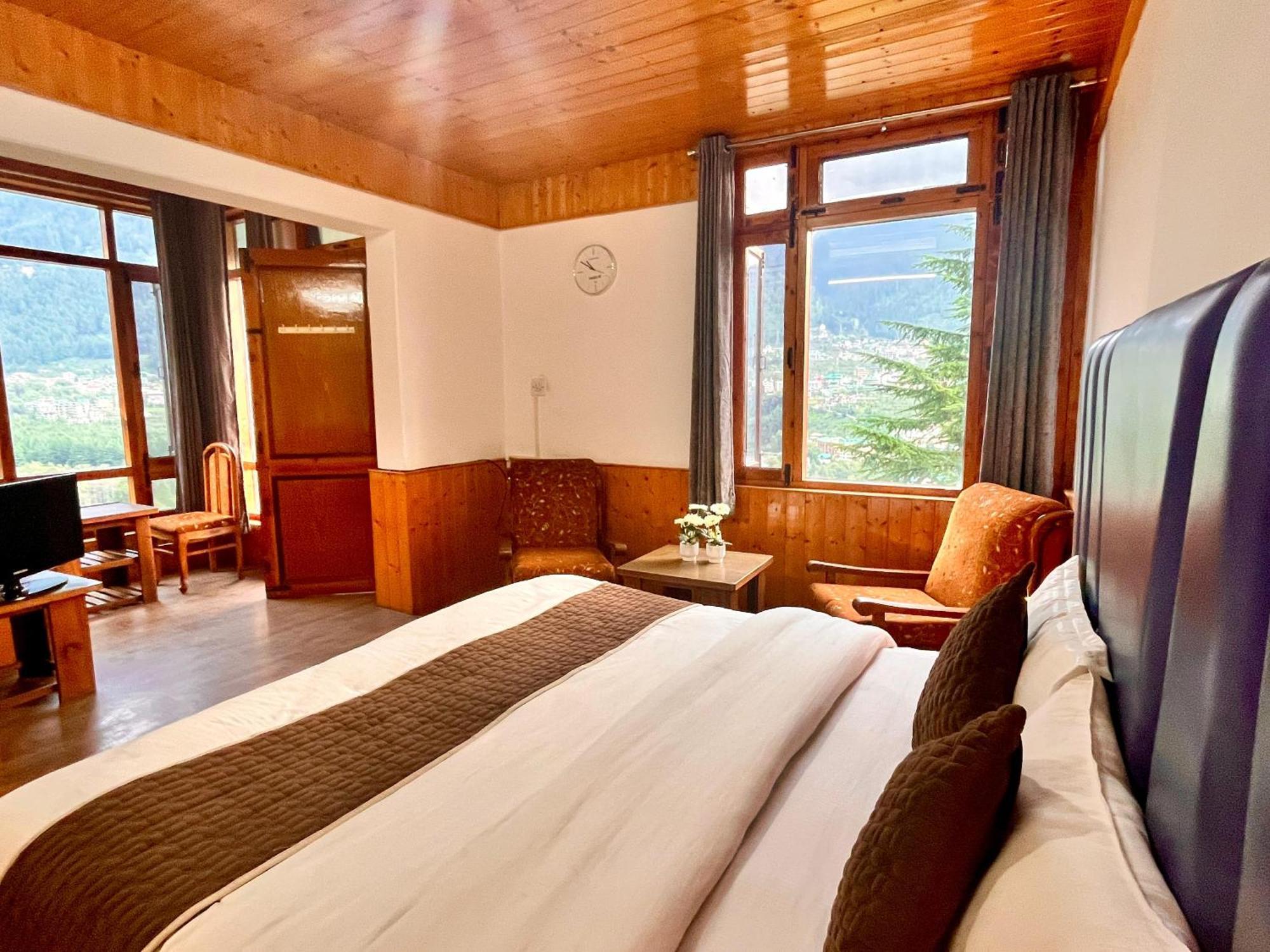 Himalayan Nomad Cottage, Manali ! All 2 Bedroom Independent Cottages ! Personal Lawn Every Cottage ! Parking ! Scenic Mountains View ! Spacious Rooms ! Exterior foto