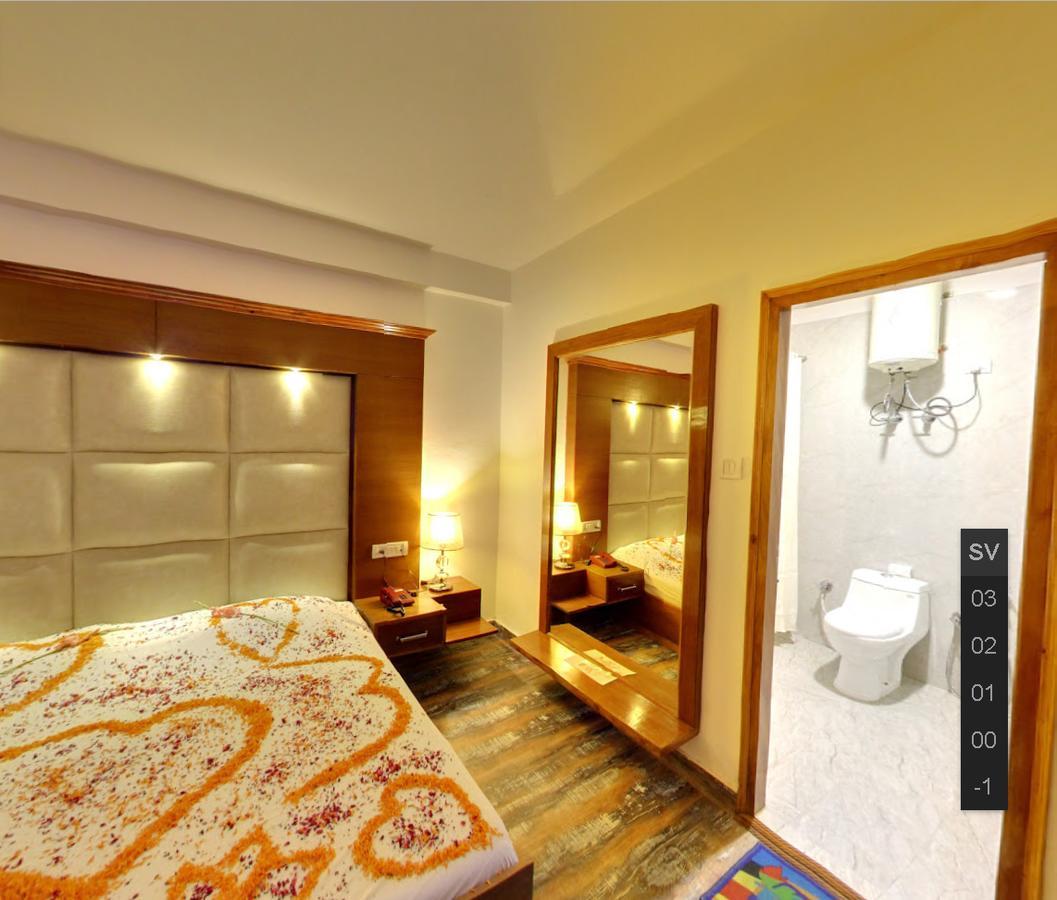 Himalayan Nomad Cottage, Manali ! All 2 Bedroom Independent Cottages ! Personal Lawn Every Cottage ! Parking ! Scenic Mountains View ! Spacious Rooms ! Exterior foto